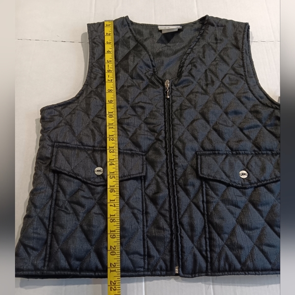 Marcia Women's (Size M) Black Zip Down Quilted Vest (NWT) - Picture 9 of 9